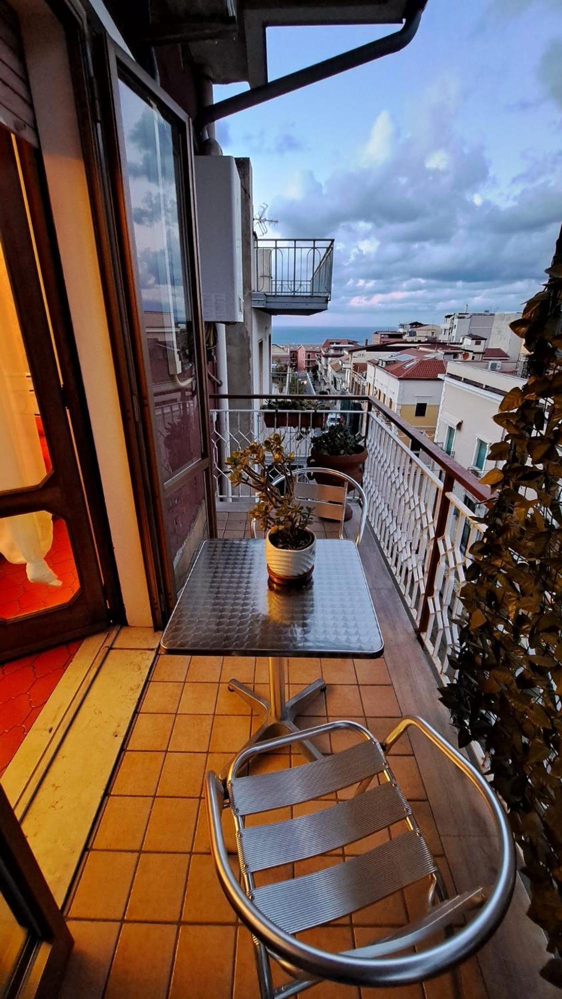 B&B Centrum Пальми Экстерьер фото